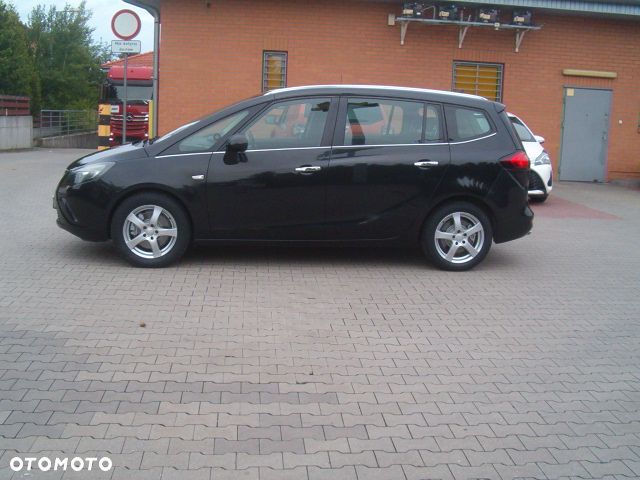 Opel Zafira - 4