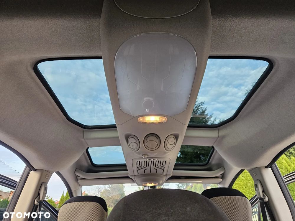 Citroën Berlingo Multispace HDi 115 FAP Selection - 20