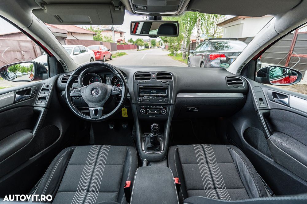 Volkswagen Golf 2.0 TDI DPF MATCH - 6