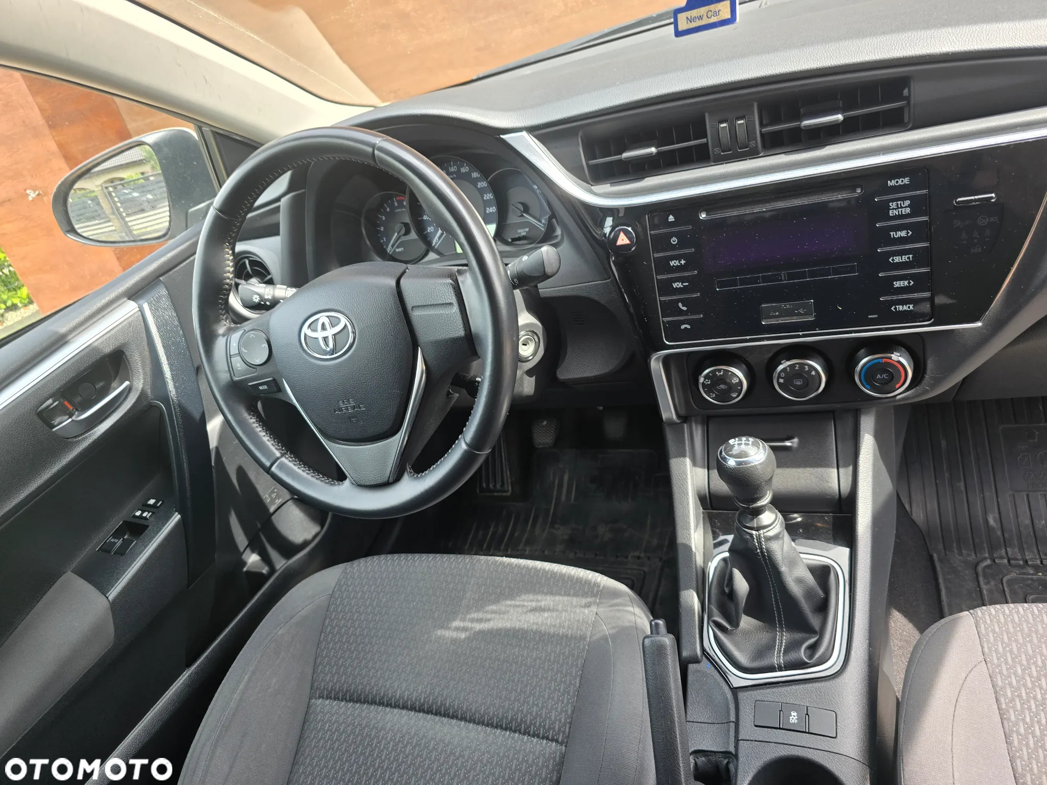 Toyota Corolla - 9