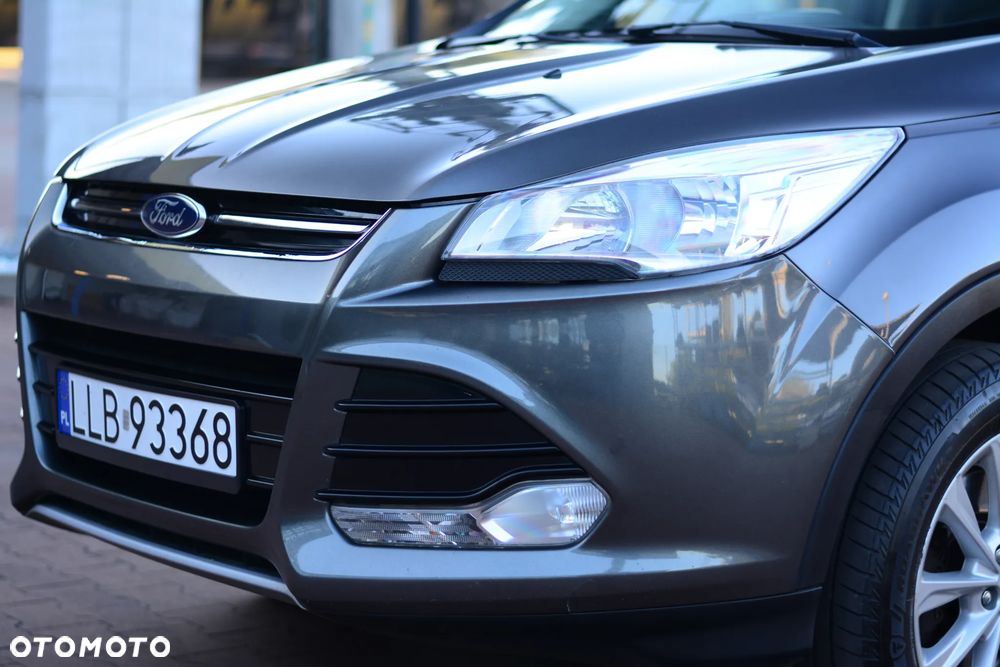 Ford Kuga 2.0 TDCi 4x2 Titanium - 5