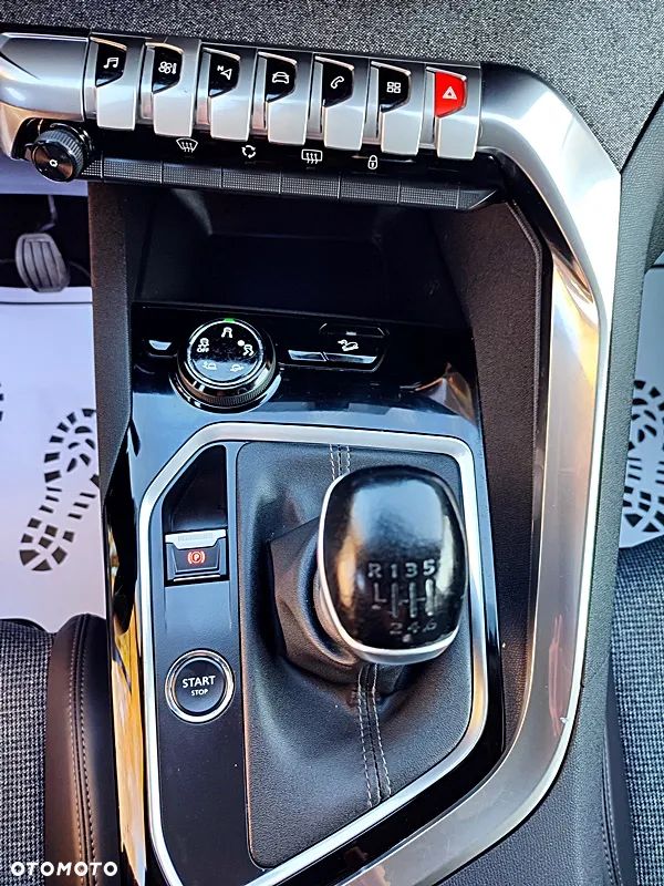 Peugeot 3008 PureTech 130 Stop & Start GPF Allure Business-Paket - 15