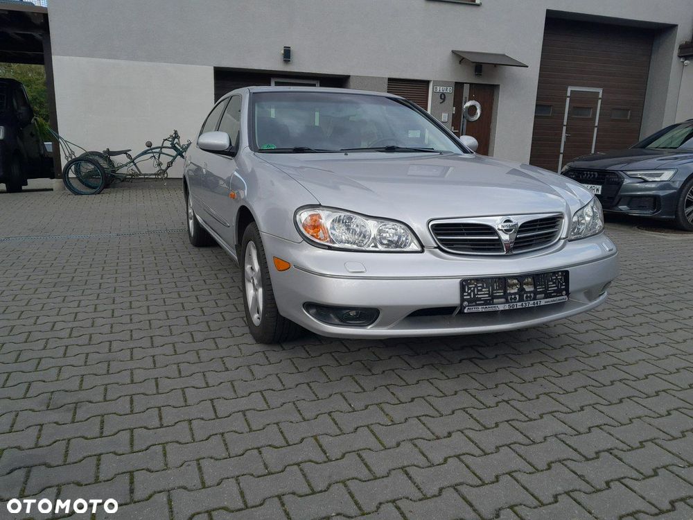 Nissan Maxima 2.0 Elegance - 2