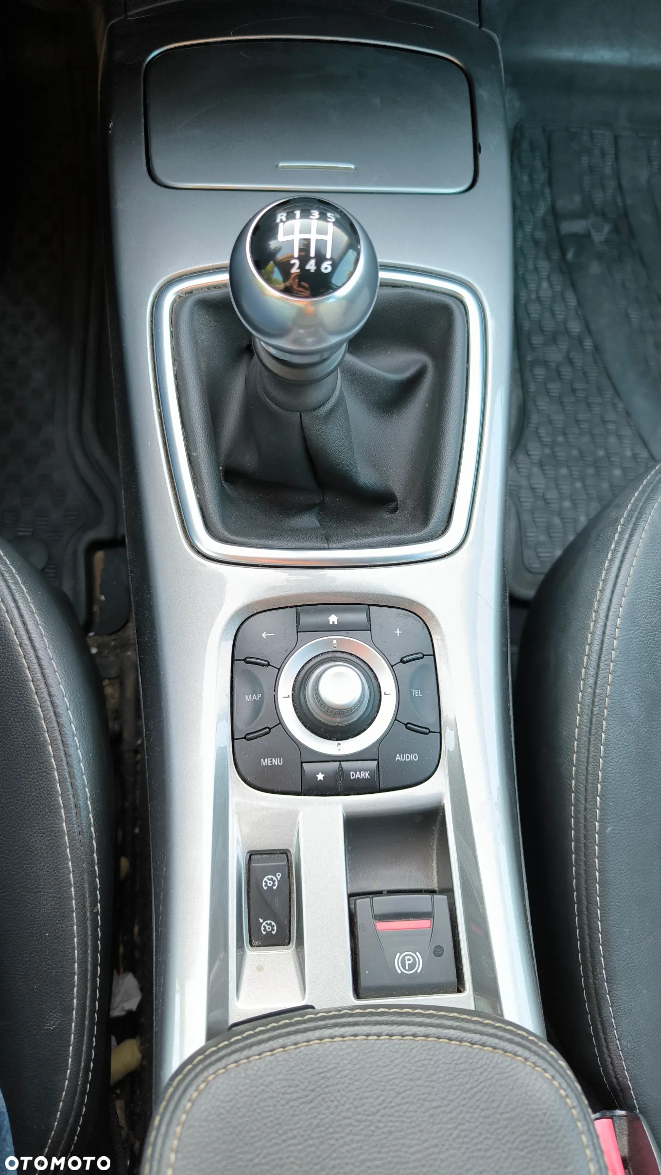 Renault Laguna ENERGY dCi 175 FAP Start & Stop Initiale - 15