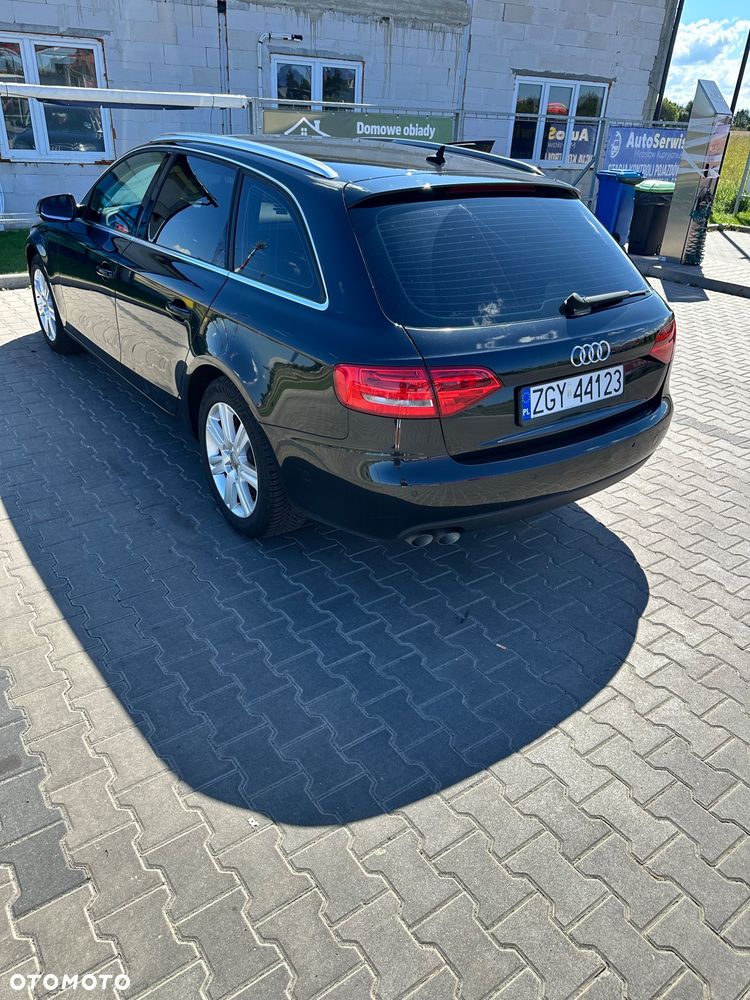 Audi A4 Avant 2.0 TDI DPF - 4