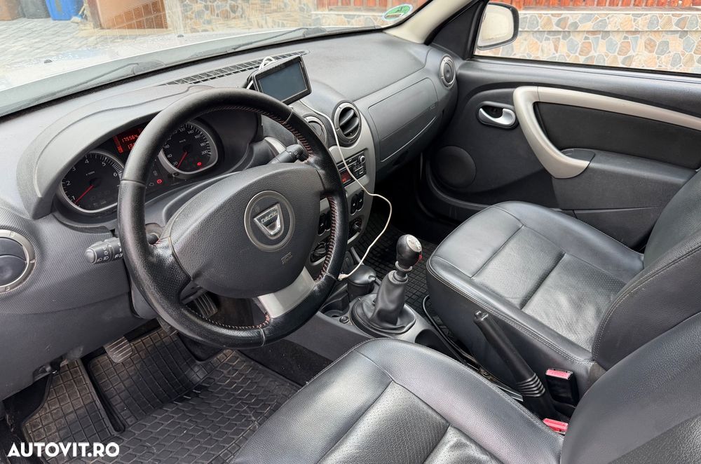 Dacia Duster dCi 110 FAP 4x4 Laureate - 11