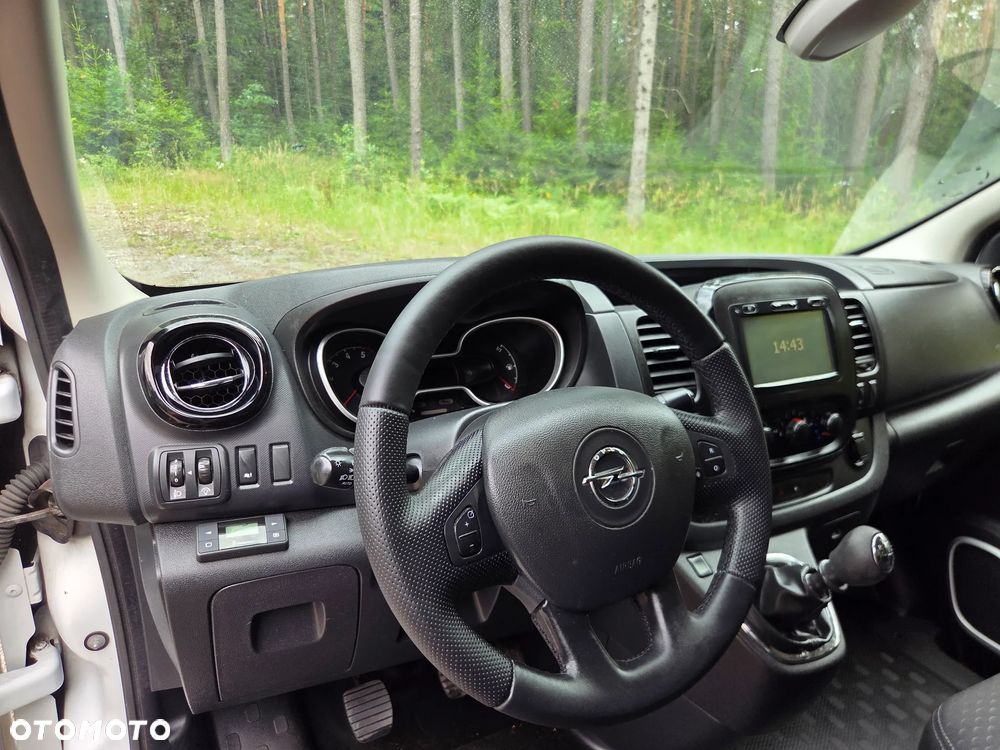 Opel Vivaro piękny Max długi - 23