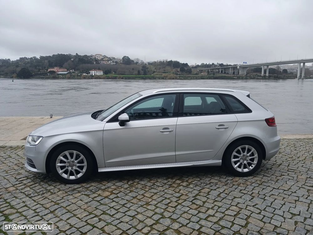 Audi A3 Sportback 1.6 TDI Attraction - 7