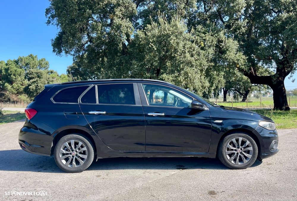 Fiat Tipo Station Wagon 1.3 M-Jet Lounge - 4