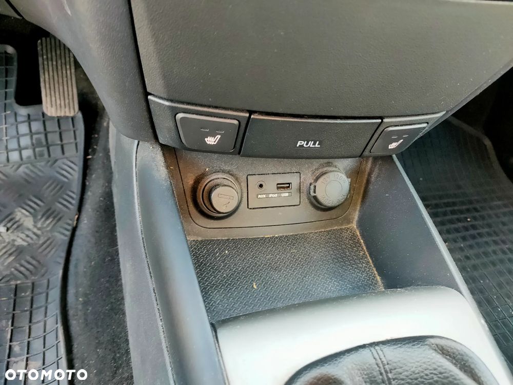 Hyundai i30 1.4 Base + World Cup - 22