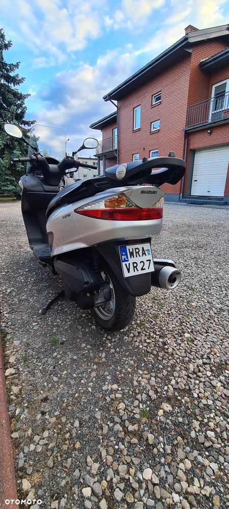 Suzuki Burgman - 8