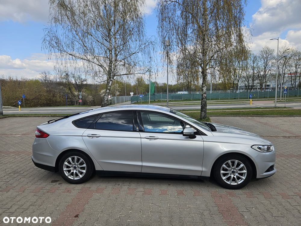 Ford Mondeo 1.6 TDCi Start-Stopp Titanium - 4