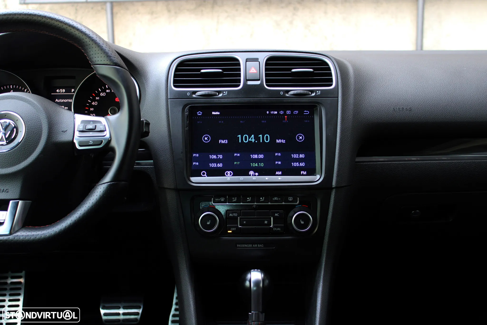 VW Golf 2.0 GTI DSG - 18