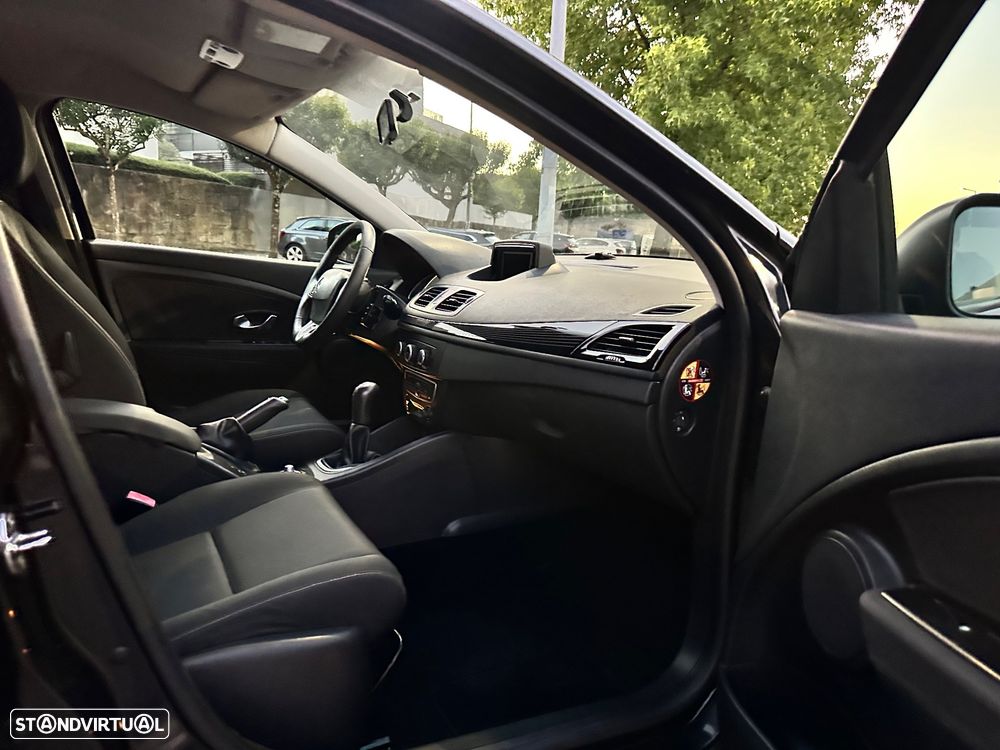 Renault Mégane 1.5 dCi Dynamique S - 32