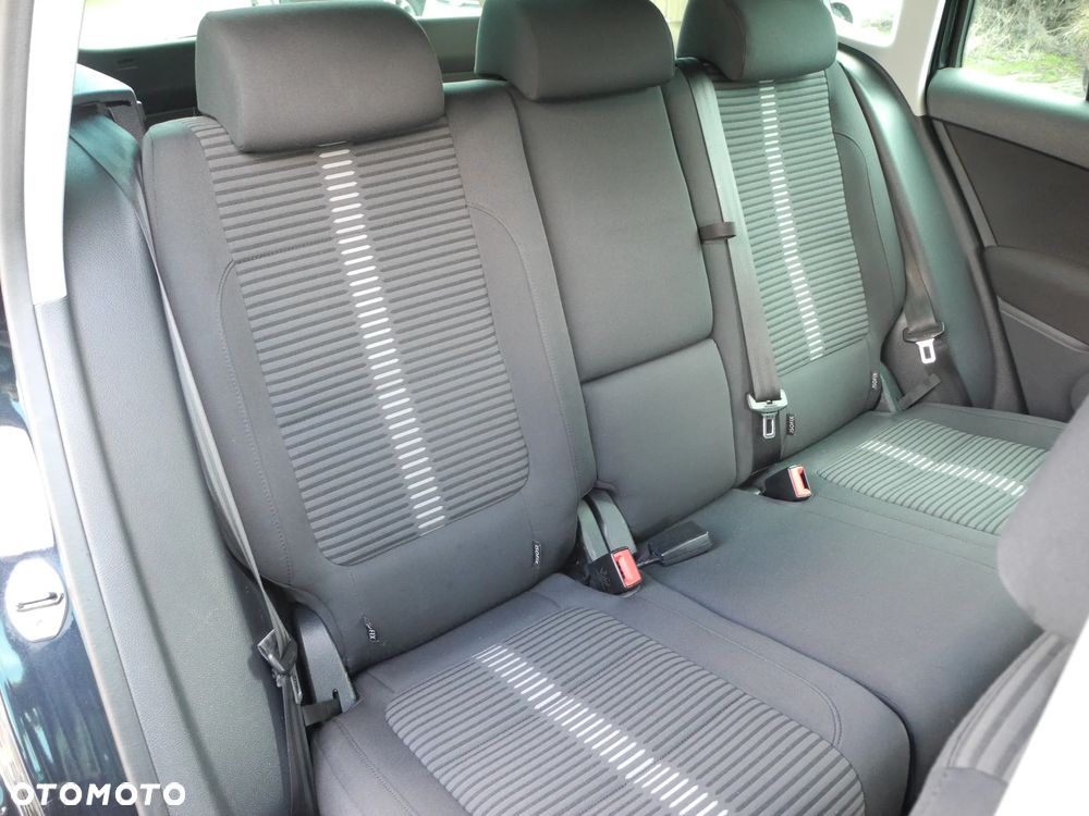 Volkswagen Tiguan - 20