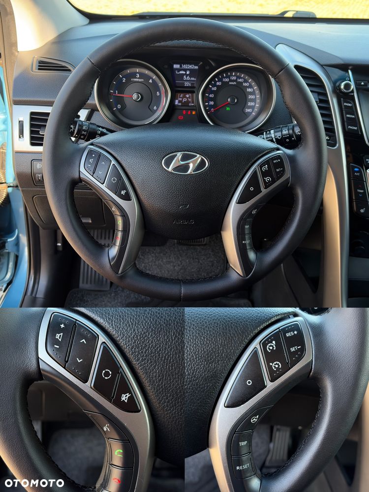 Hyundai i30 blue 1.6 CRDi DCT Style - 23