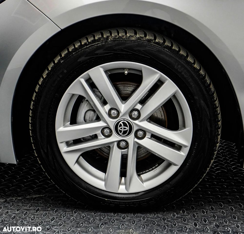 Toyota Corolla 1.8 HSD Dynamic - 29