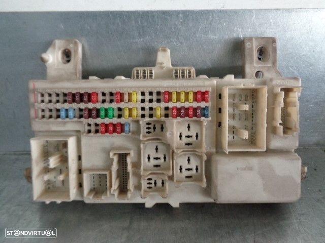 CAIXA RELÉS / FUSÍVEIS MAZDA 3 2007 -BS4H66730E - 3