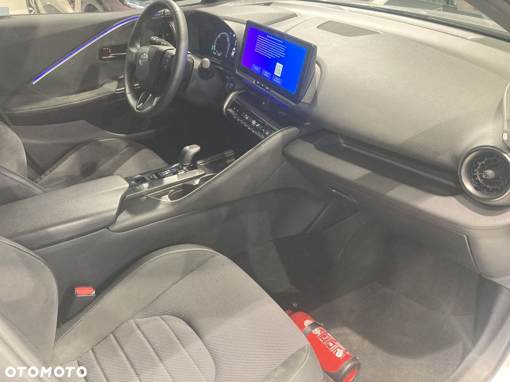Toyota C-HR - 10