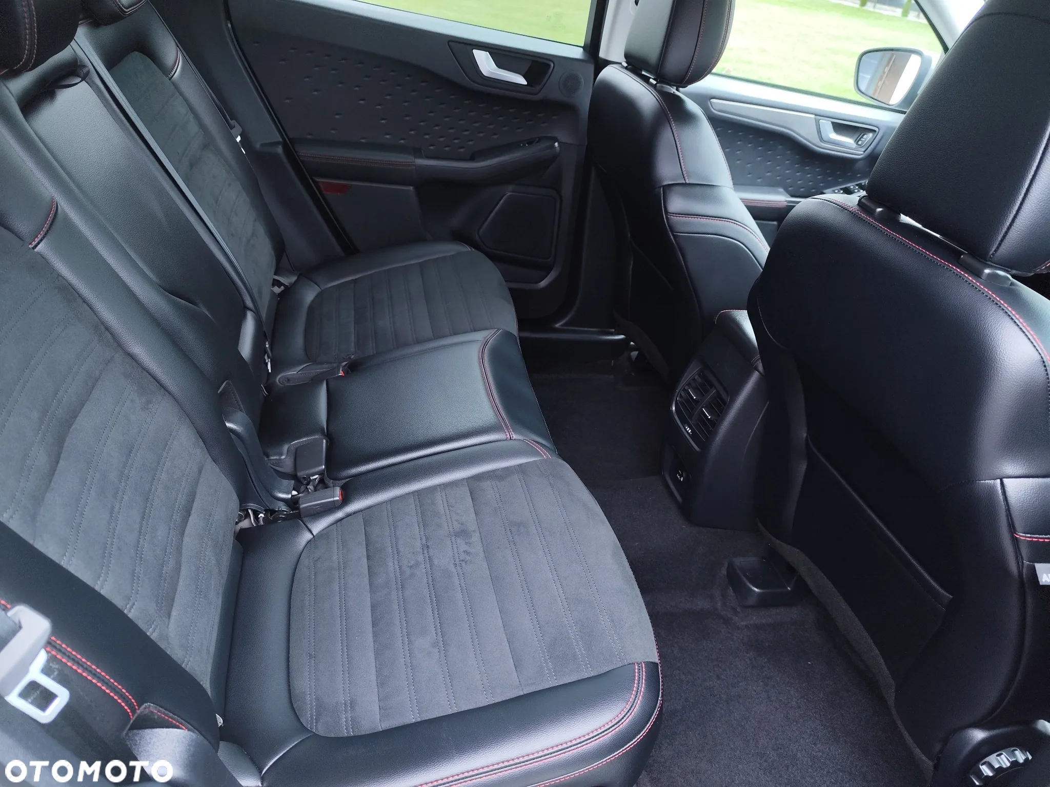 Ford Kuga - 23
