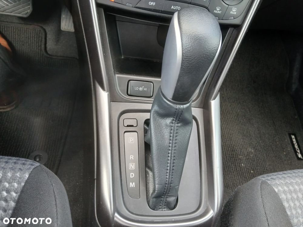 Suzuki S-Cross 1.4 BoosterJet mHEV Premium Plus SP - 15