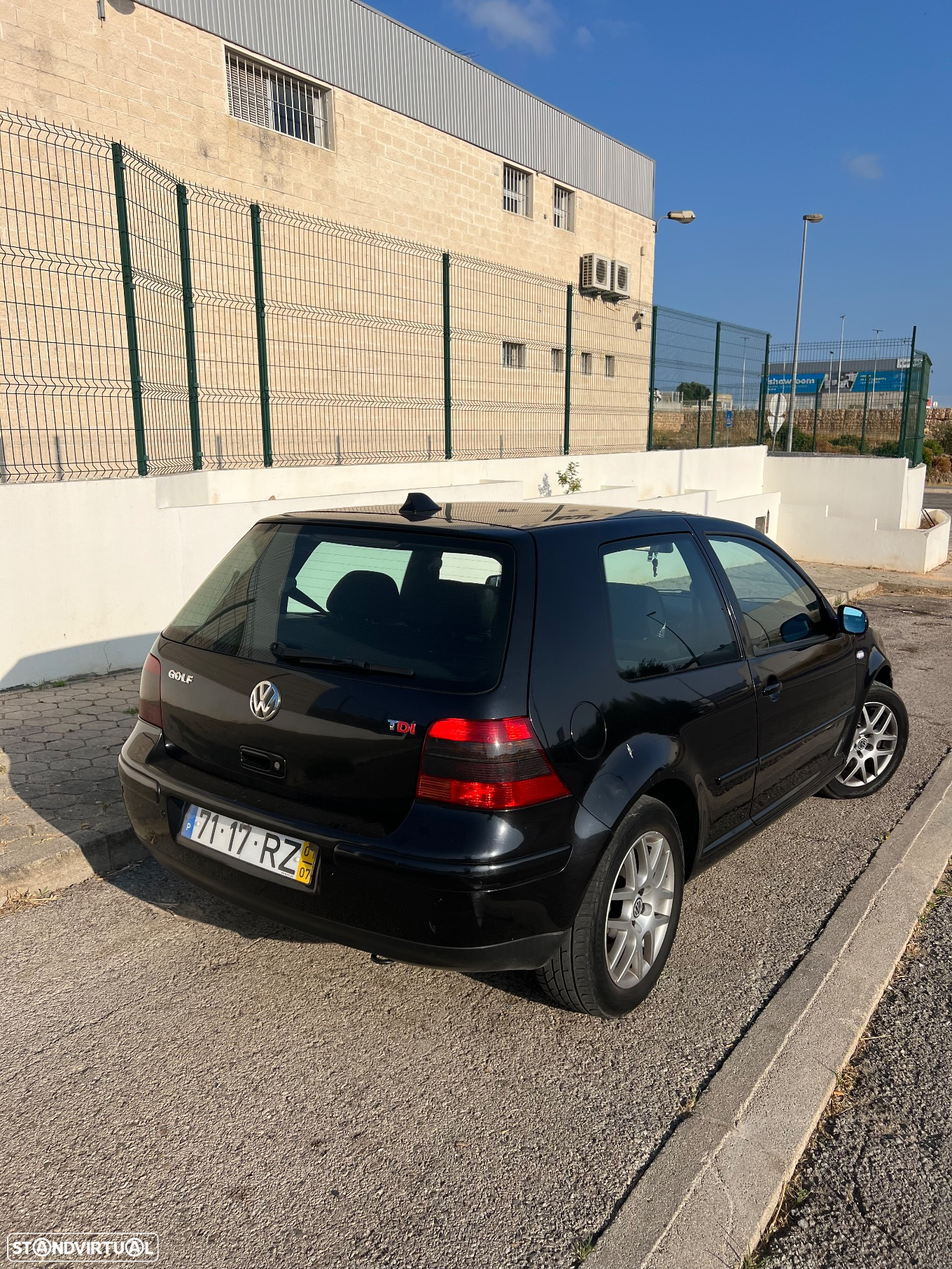 VW Golf 1.9 TDi Highline - 3