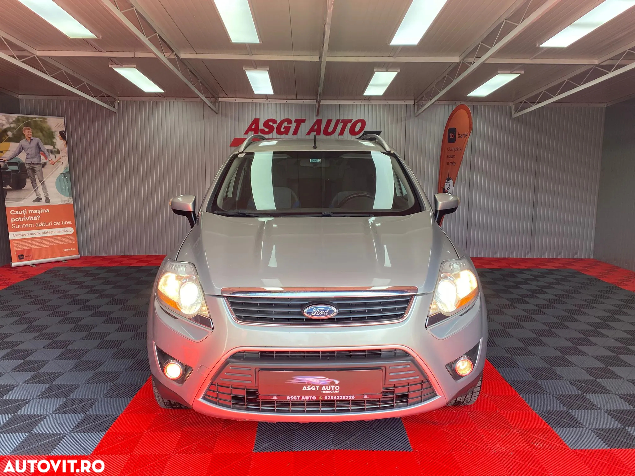 Ford Kuga - 2