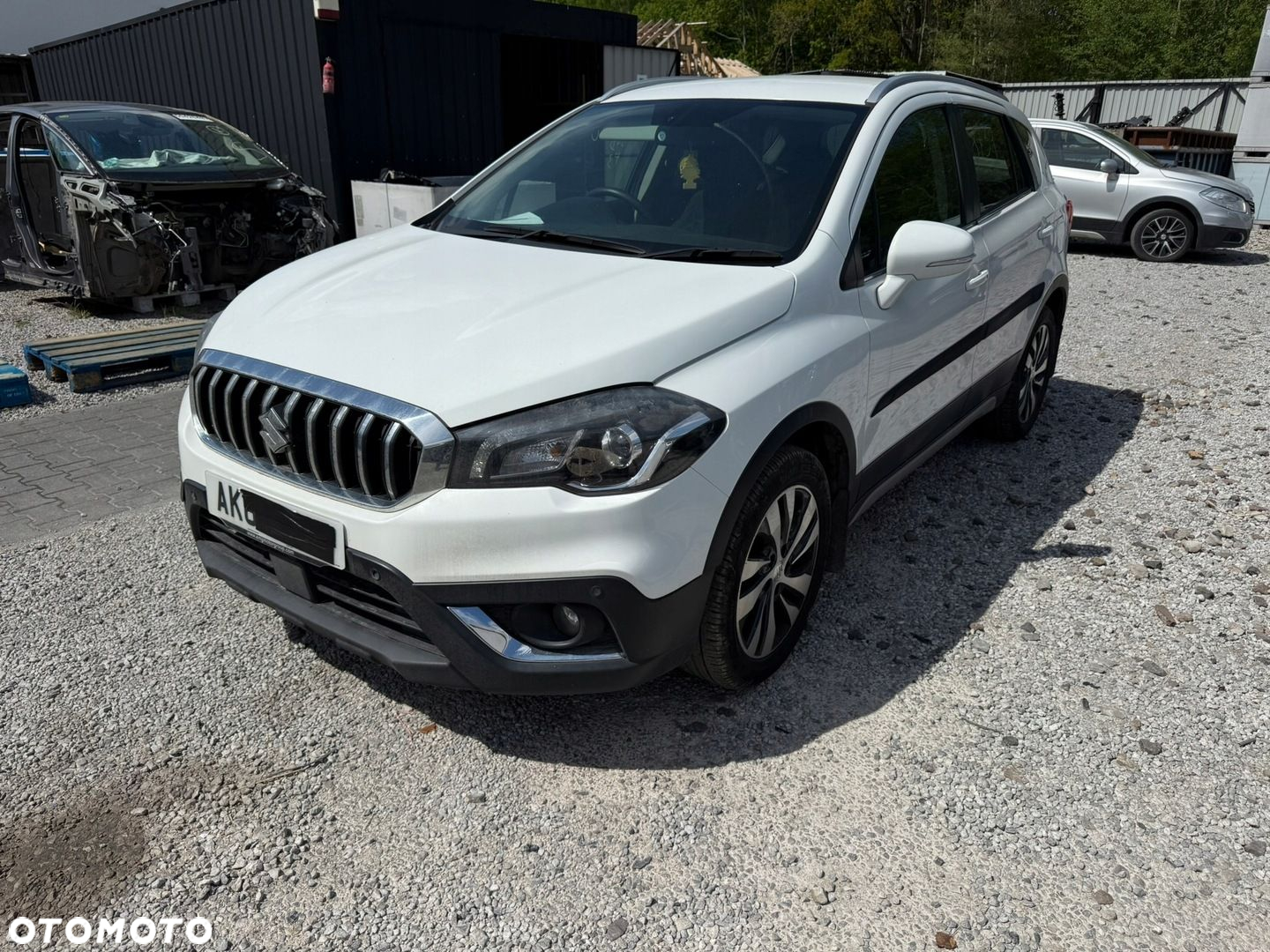 SUZUKI SX4 S-CROSS KLAPA BAGAŻNIKA KOMPLETNA LED KOLOR 26U CO1 - 5