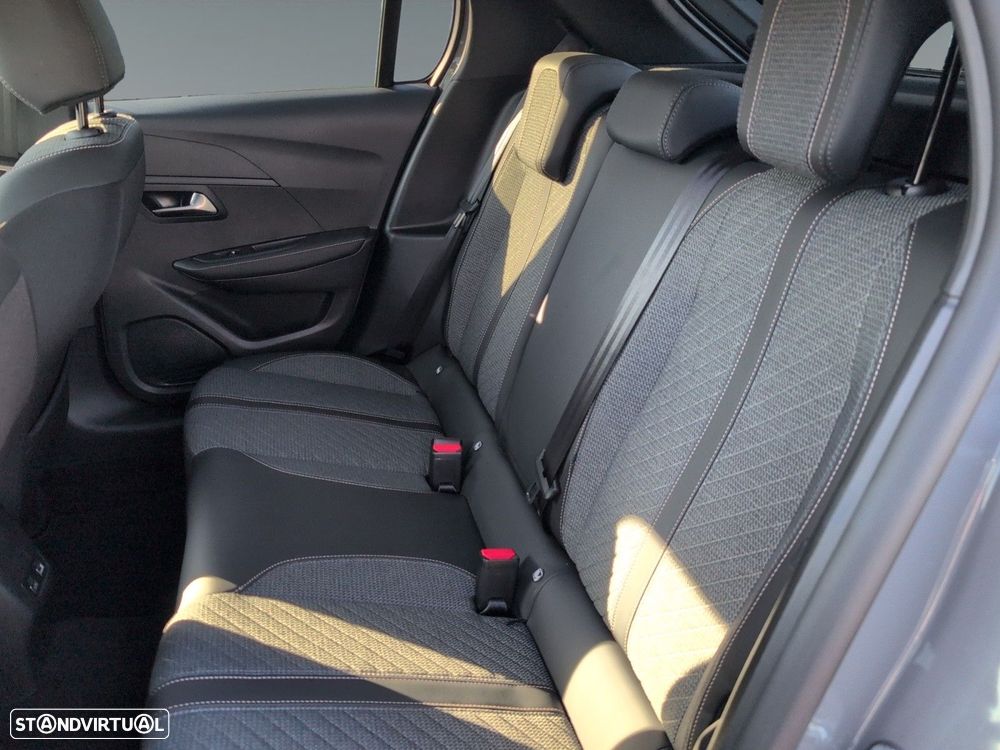 Peugeot 208 1.2 Hybrid Allure e-DCS6 - 14