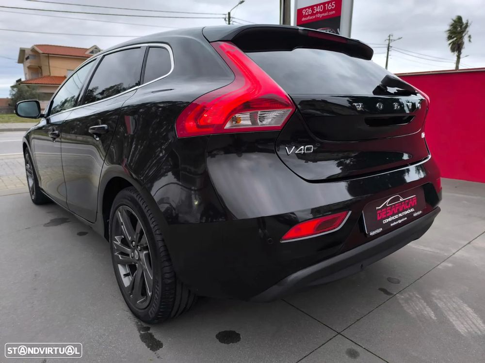 Volvo V40 D2 Momentum - 15