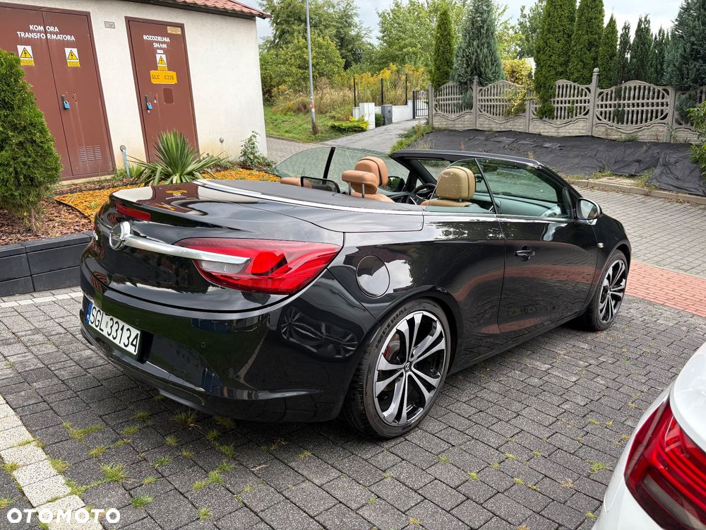 Opel Cascada 1.4 T Cosmo S&S - 11
