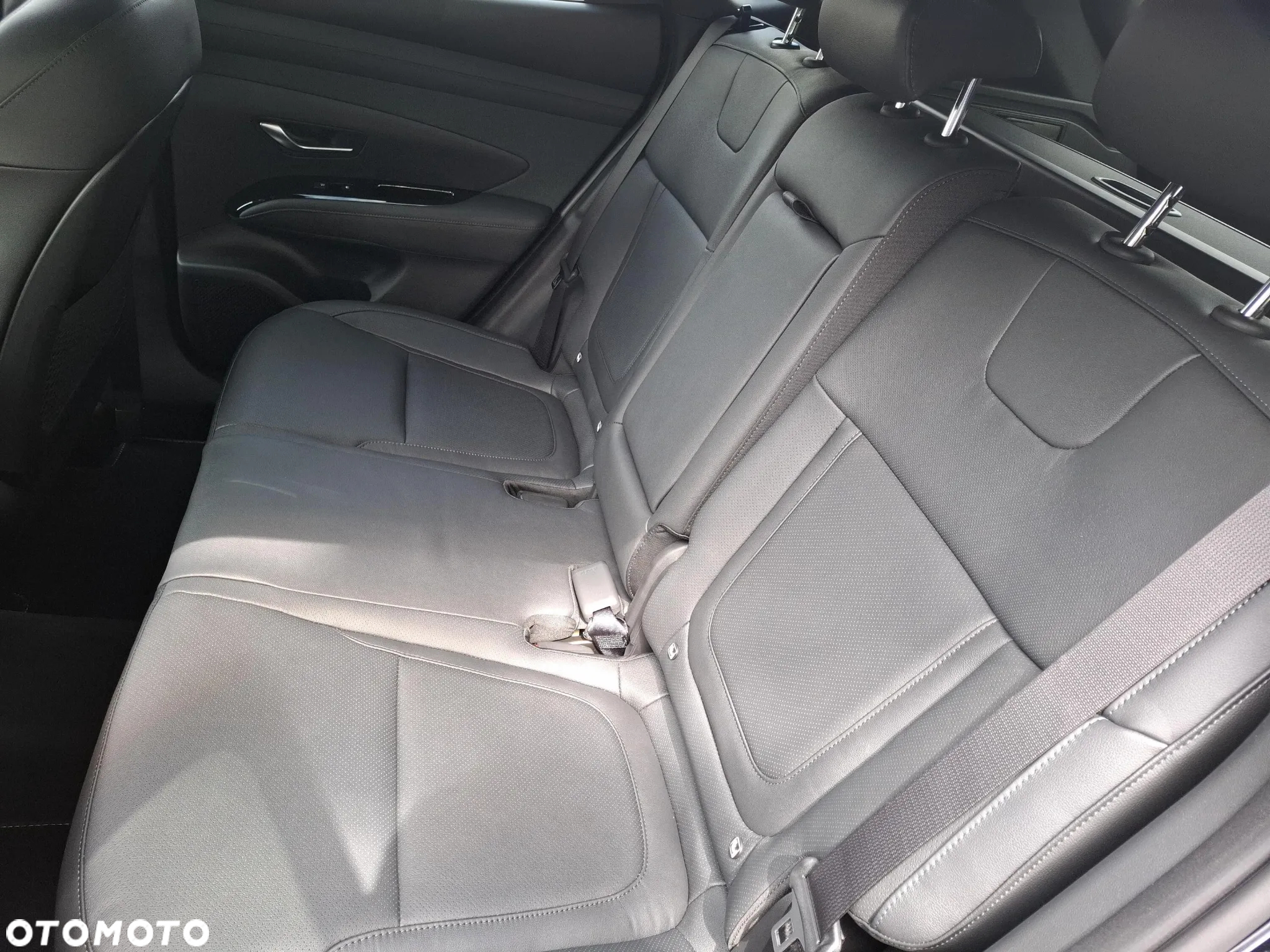 Hyundai Tucson 1.6 T-GDi HEV Platinum 2WD - 17