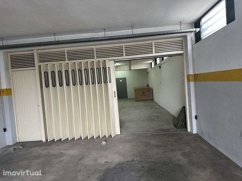 Armazem - box - arrumos - self storage - Grande imagem: 3/5