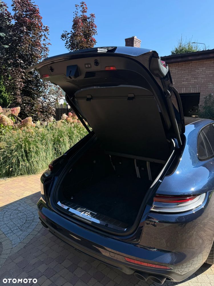 Porsche Panamera 4S E-Hybrid - 28