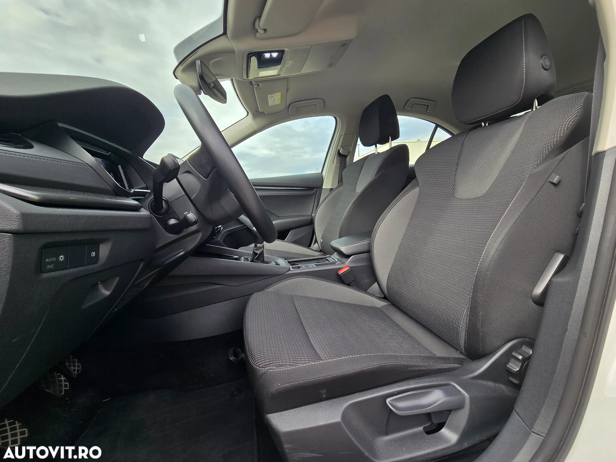 Skoda Octavia 2.0 TDI Selection - 8