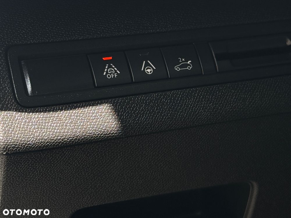 Peugeot 5008 2.0 BlueHDi GT S&S EAT8 - 28