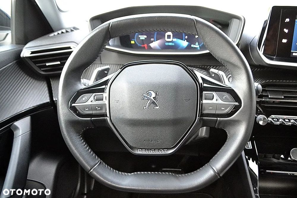 Peugeot 2008 BlueHDi 130 EAT8 Allure - 15