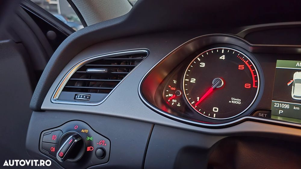 Audi A4 Avant 2.0 TDI DPF multitronic Ambition - 12