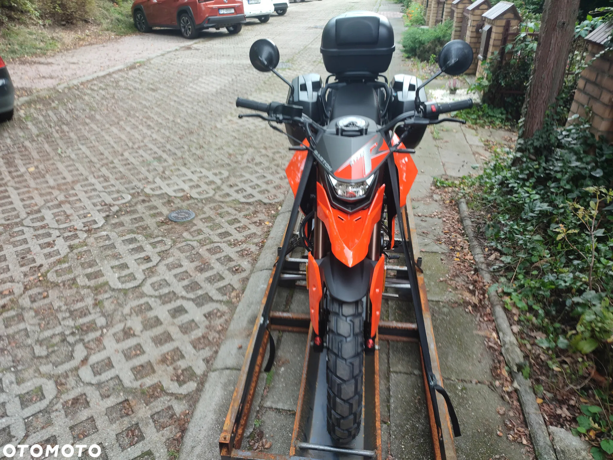 Barton Hyper - 17