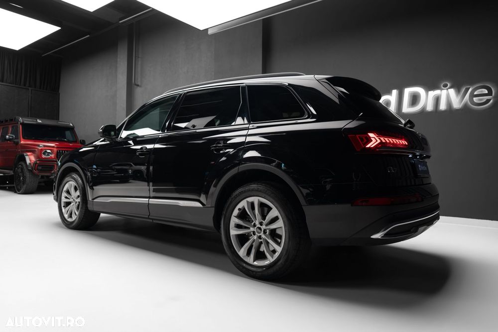 Audi Q7 - 8