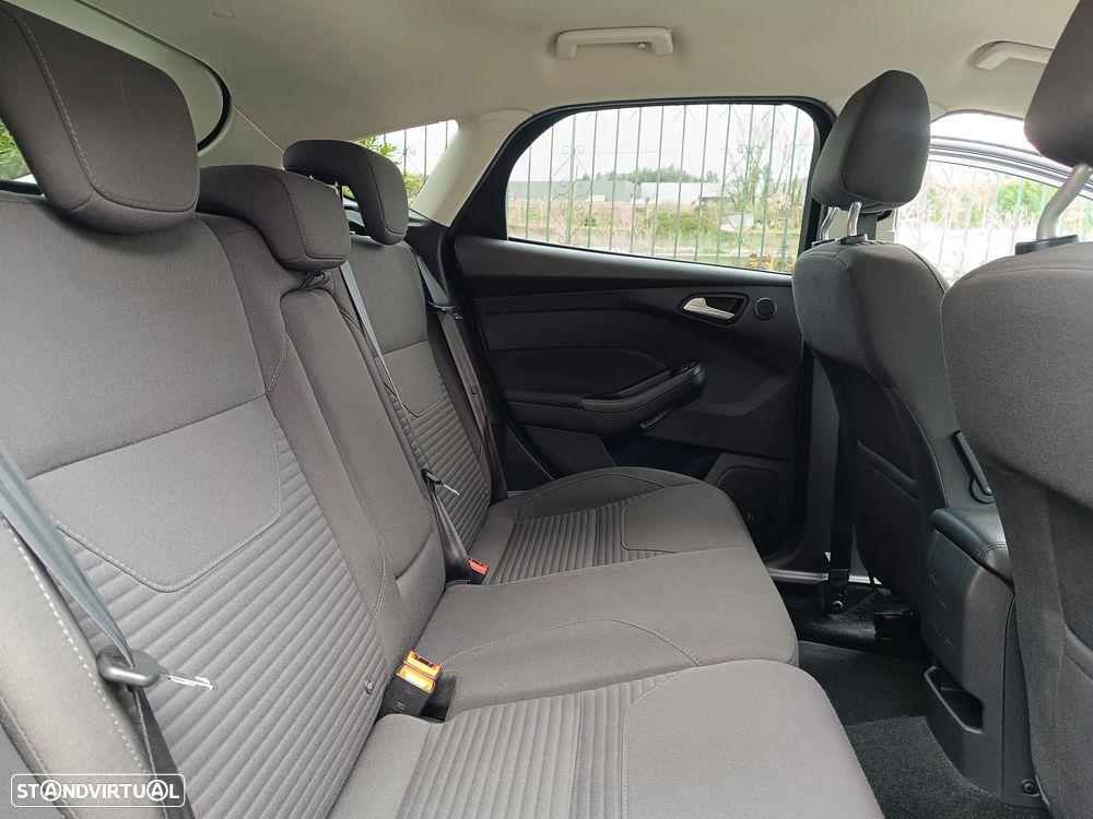 Ford Focus 1.5 TDCi Titanium - 14