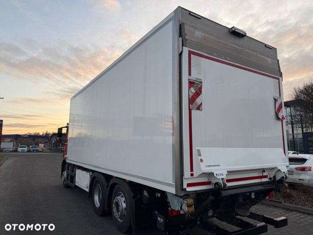 Mercedes-Benz 2540 - 7