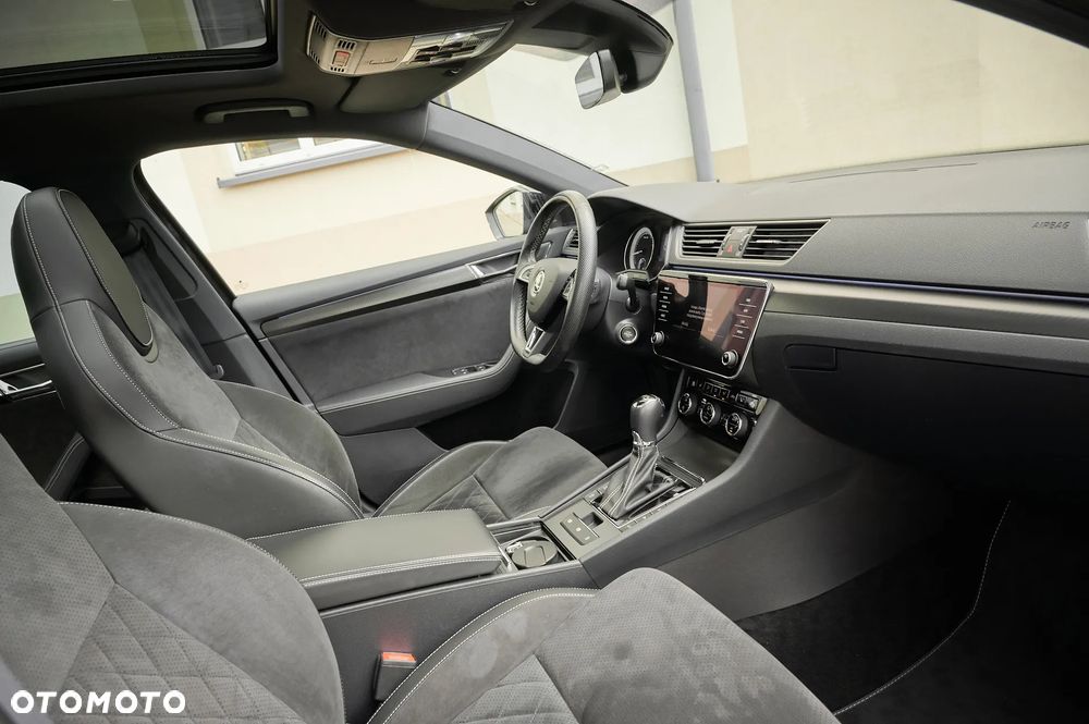 Skoda Superb 1.5 TSI DSG Sportline - 22