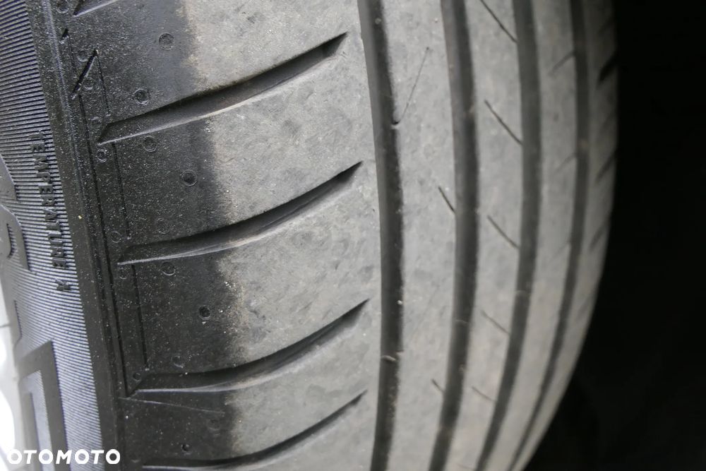 Ford C-MAX 1.6 Ti-VCT Titanium - 34