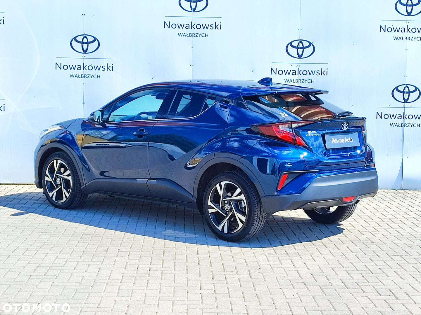 Toyota C-HR - 4