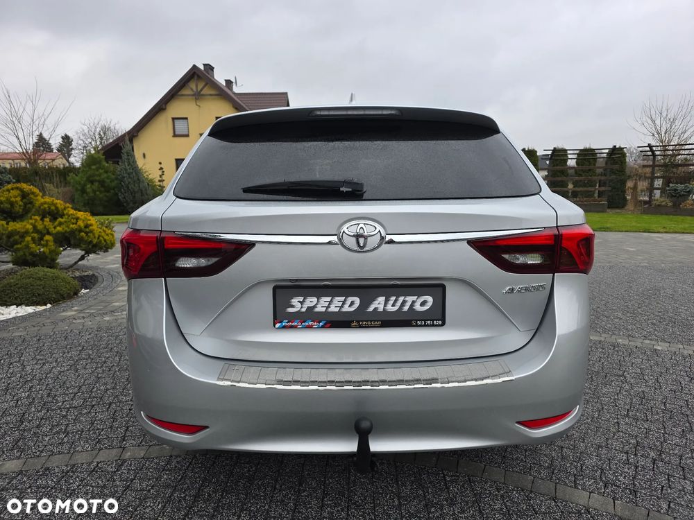 Toyota Avensis Touring Sports 1.8 Multidrive S Executive - 33