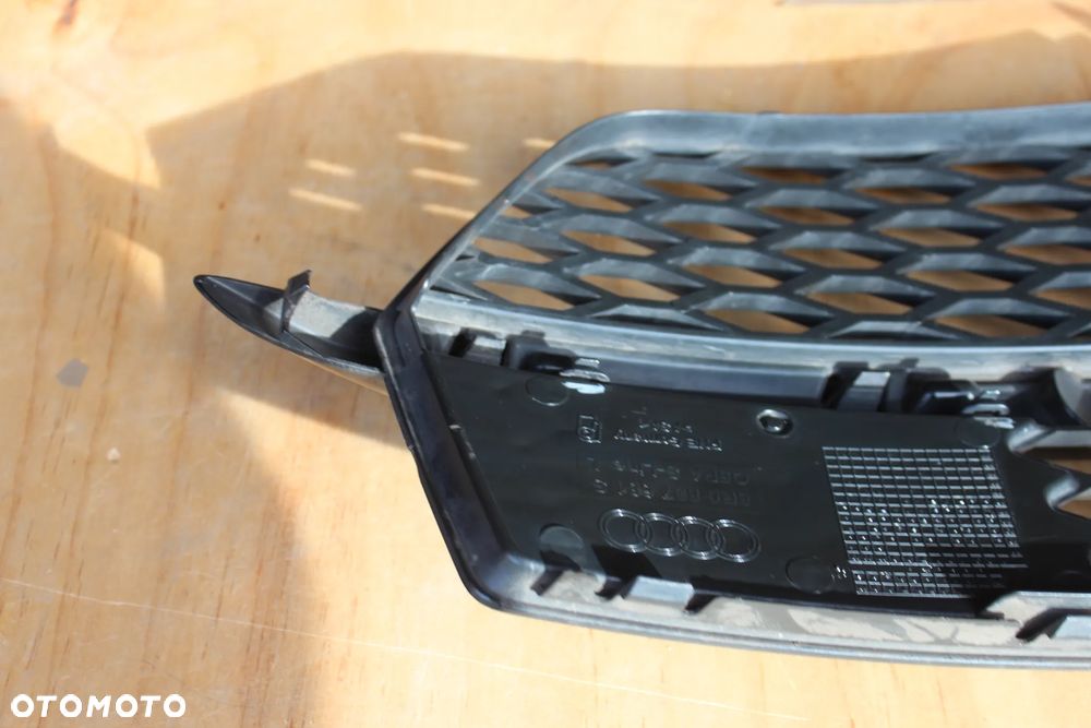 KRATKA ZDERZAKA LEWA AUDI Q5 8R0 LIFT S LINE 8R0807681S 2014 - 7