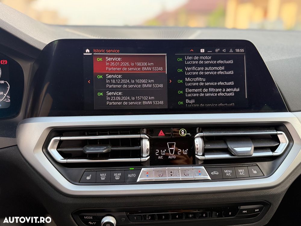 BMW Seria 3 330e Aut. Luxury Line - 32