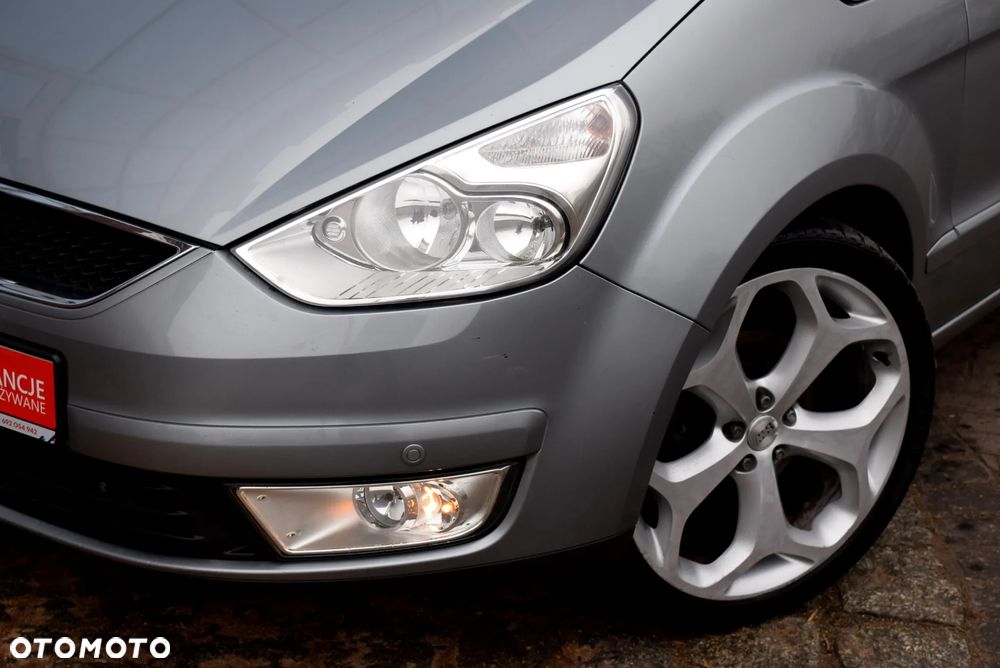 Ford Galaxy 2.0 TDCi Ghia - 11