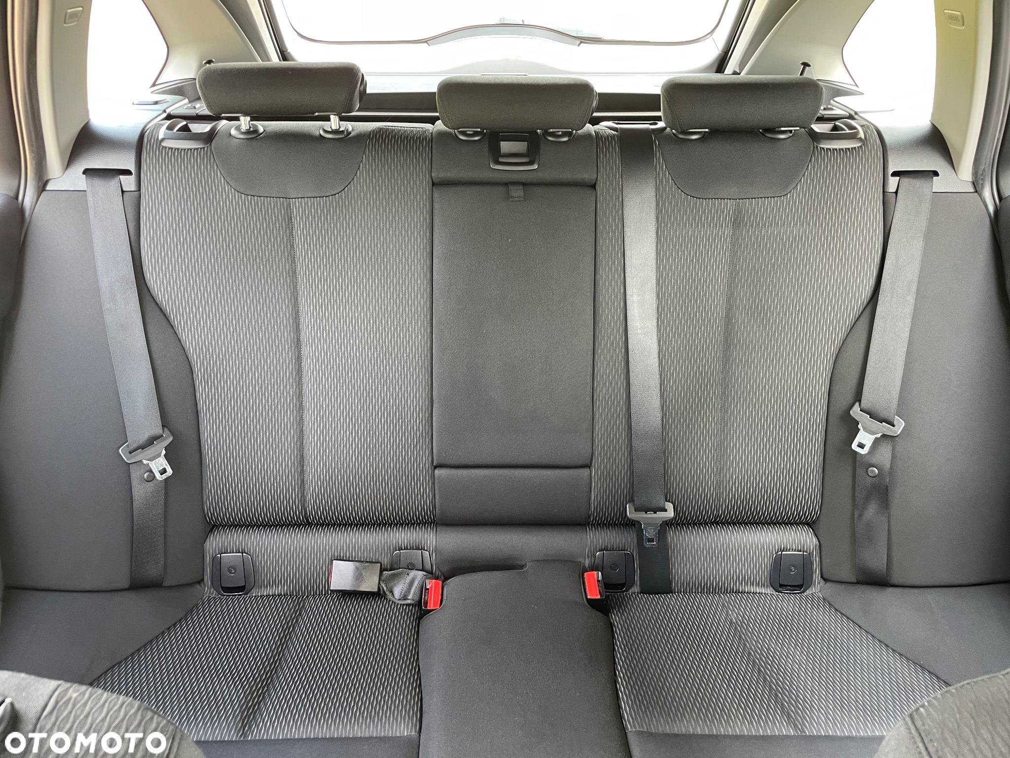 BMW Seria 3 - 36